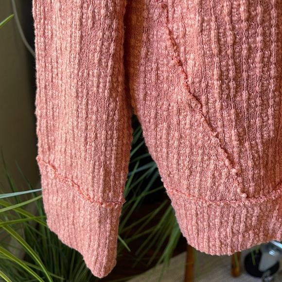 Vince Camuto V- Neck Button -Up Sweater Size XL - Picture 7 of 9